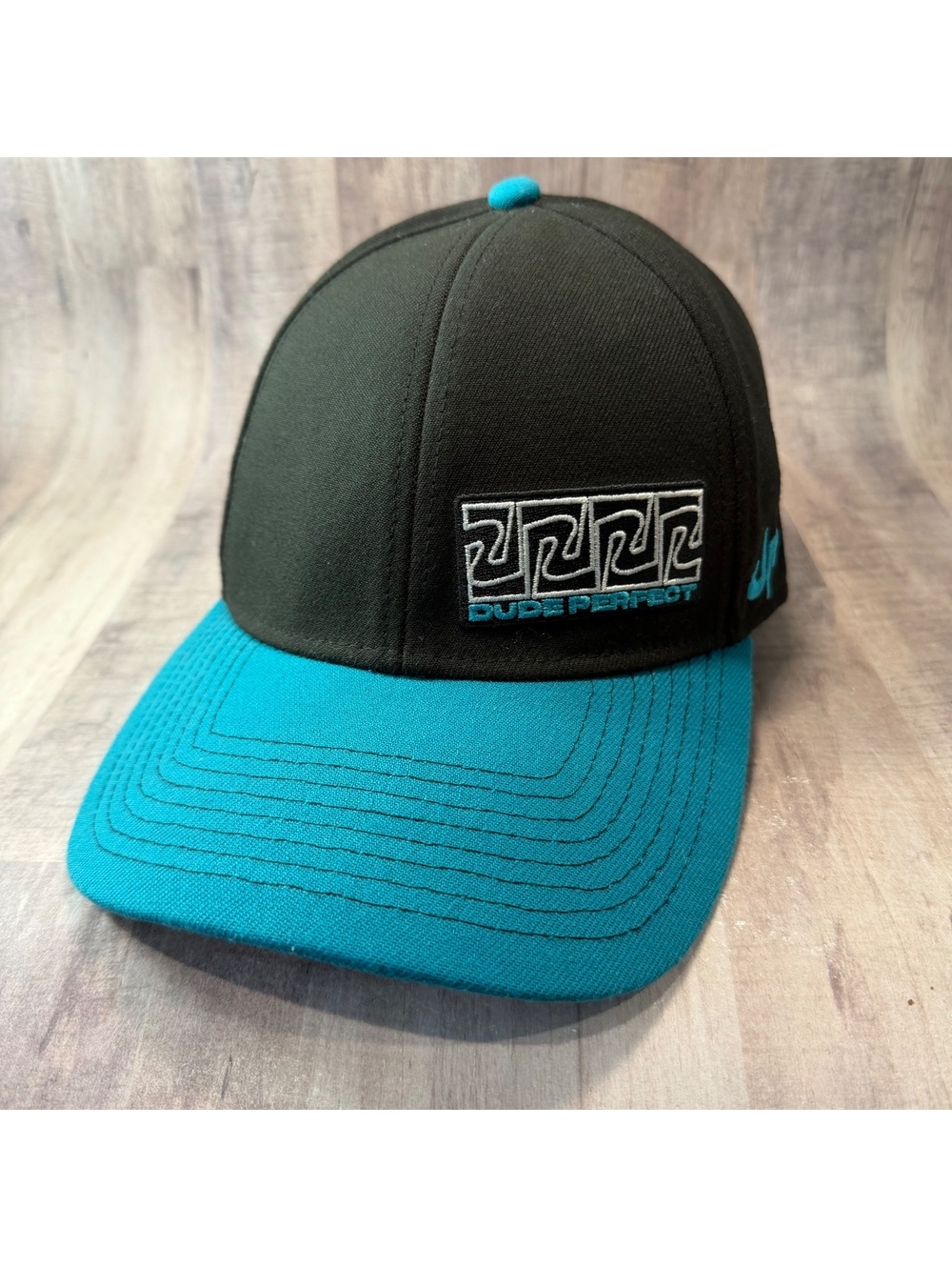 Dude Perfect Black and Teal Blue Stretch Hat OSFA Stretch Baseball Cap